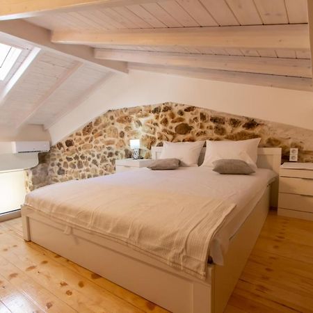 Apartamento Stone House Mantouki Exterior foto